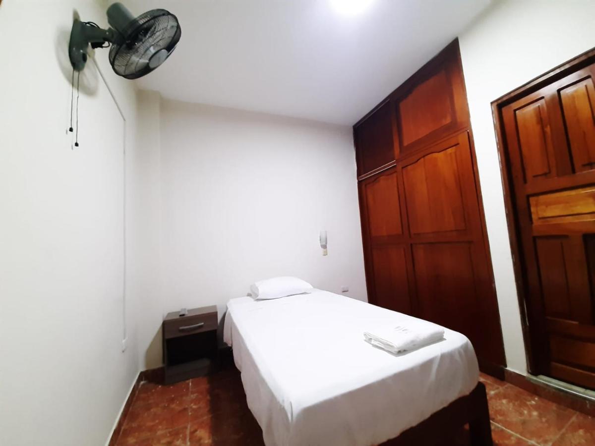 Guest House Тумбес Екстериор снимка