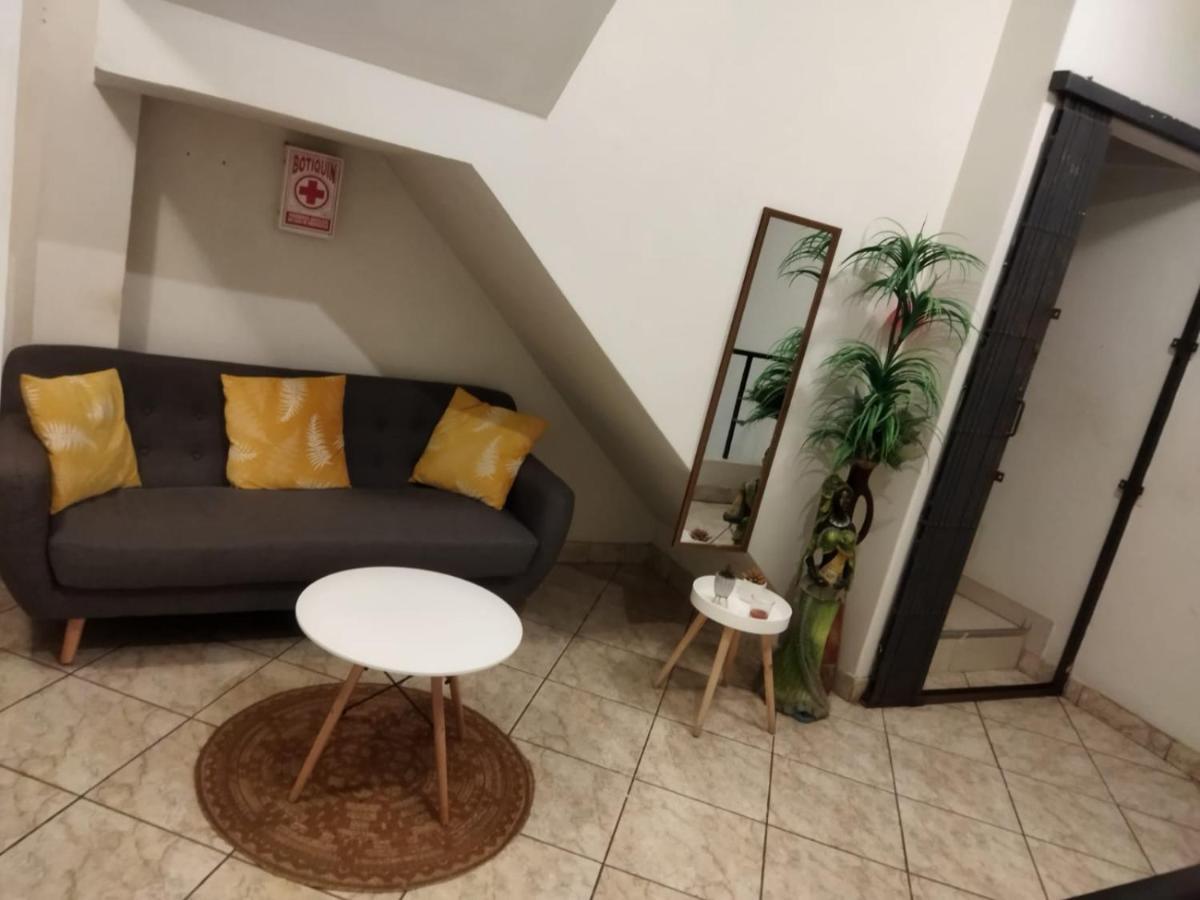 Guest House Тумбес Екстериор снимка
