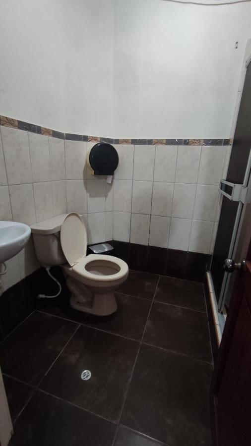 Guest House Тумбес Екстериор снимка