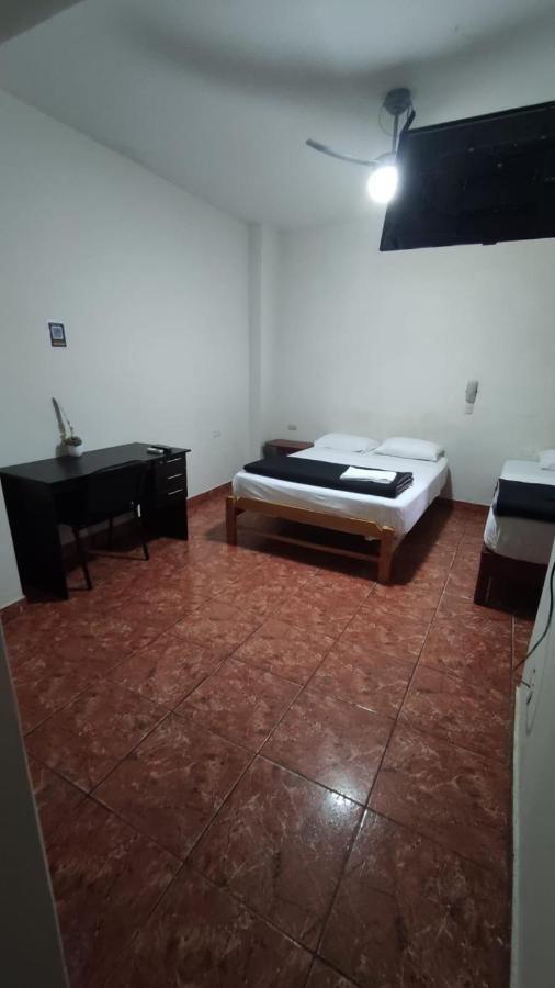 Guest House Тумбес Екстериор снимка